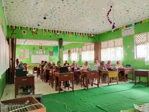 Rapat Kenaikan Kelas Merupakan Rangkaian dalam Fase Pembelajaran ....
